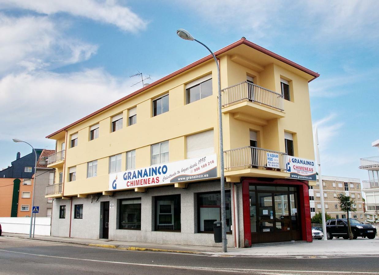 Apartamentos Vacacionales Caracas Sanxenxo Eksteriør billede